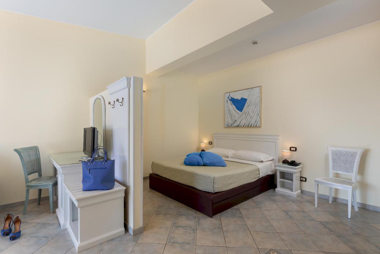 Hotel Riviera San Vito Lo Capo Zewnętrze zdjęcie